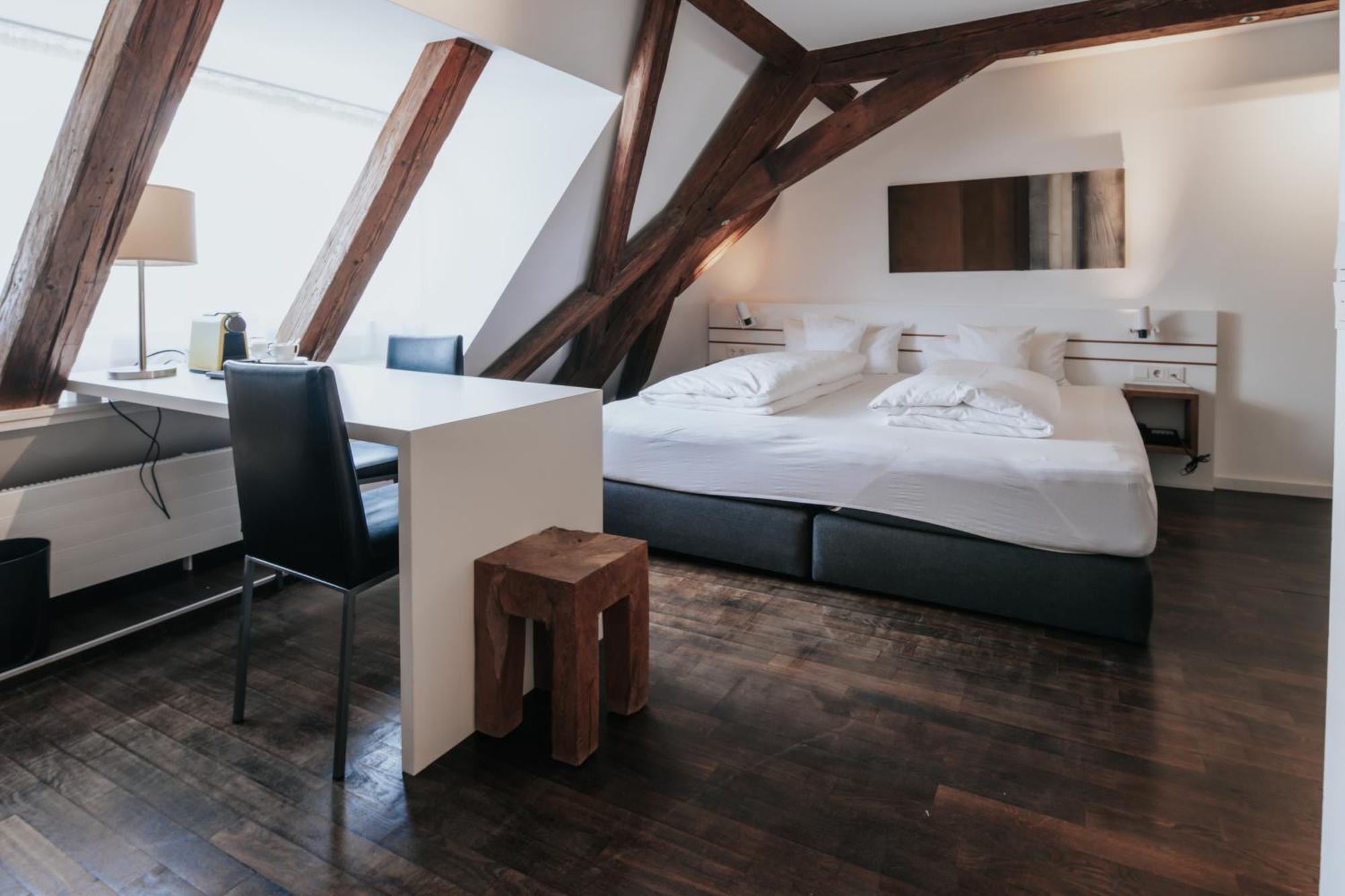 Design Hotel & Restaurant Loewen Ulm Ngoại thất bức ảnh