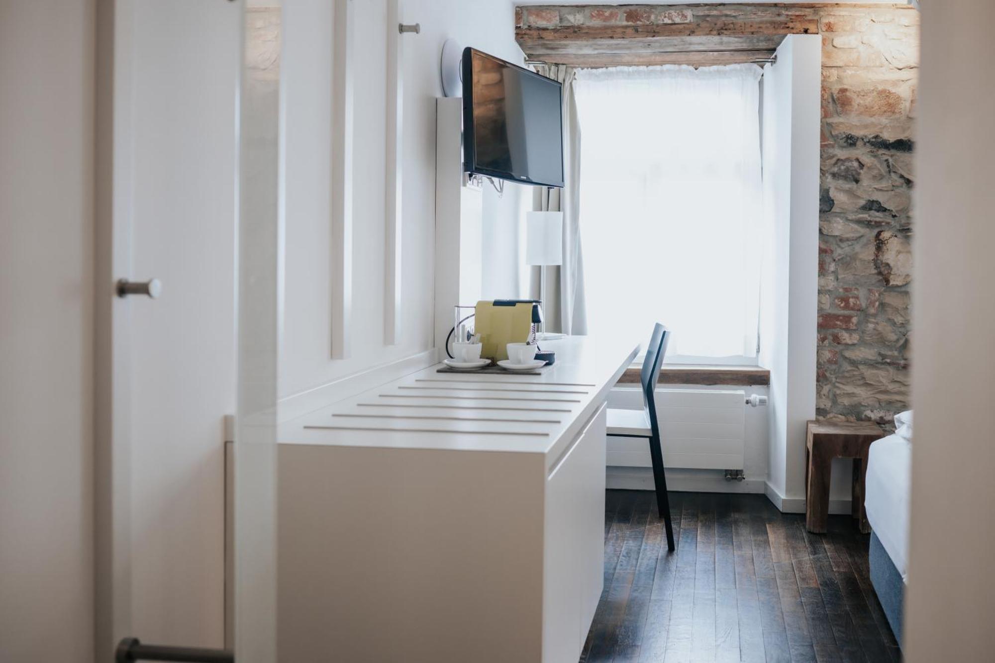 Design Hotel & Restaurant Loewen Ulm Ngoại thất bức ảnh