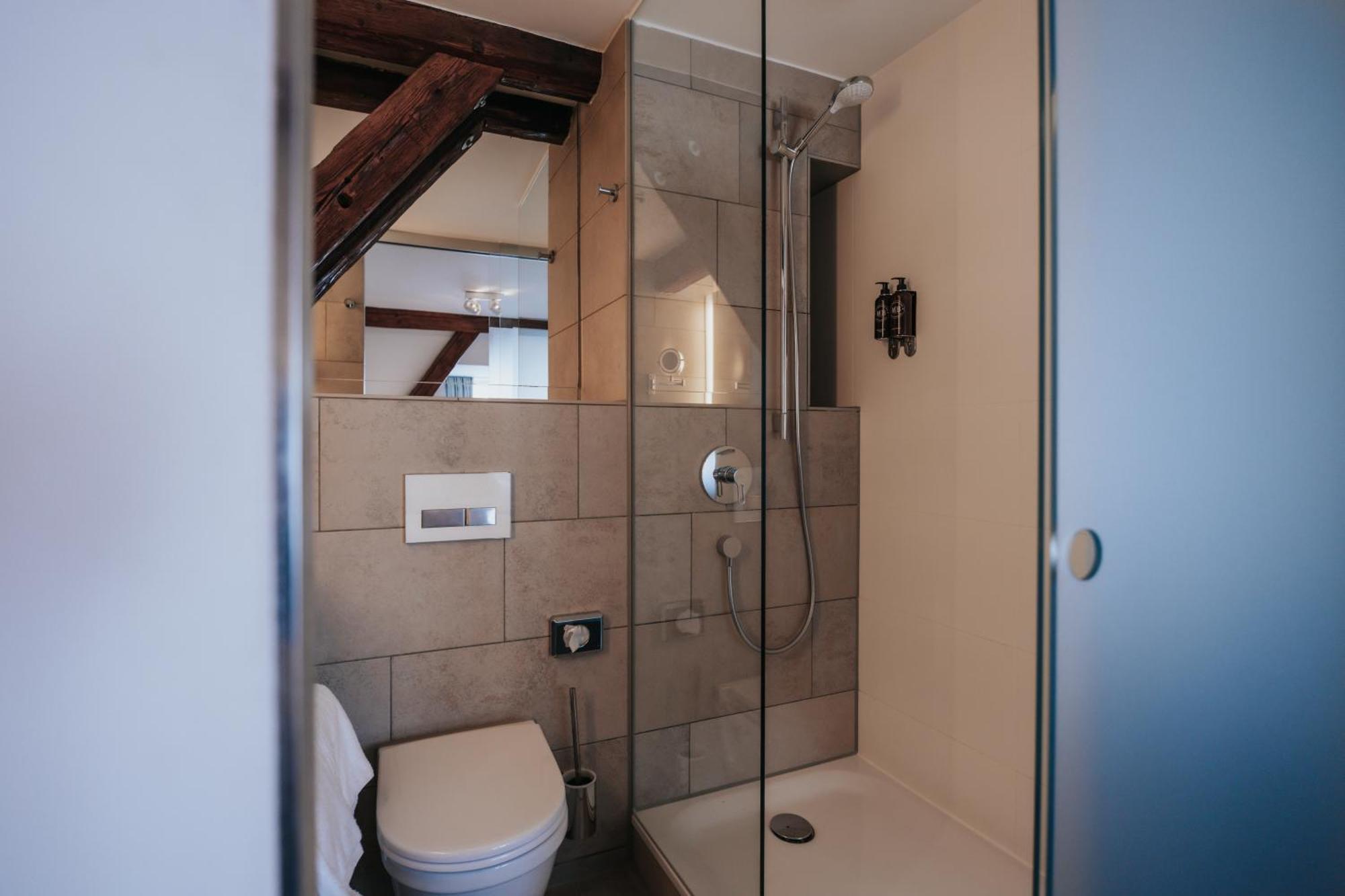 Design Hotel & Restaurant Loewen Ulm Ngoại thất bức ảnh