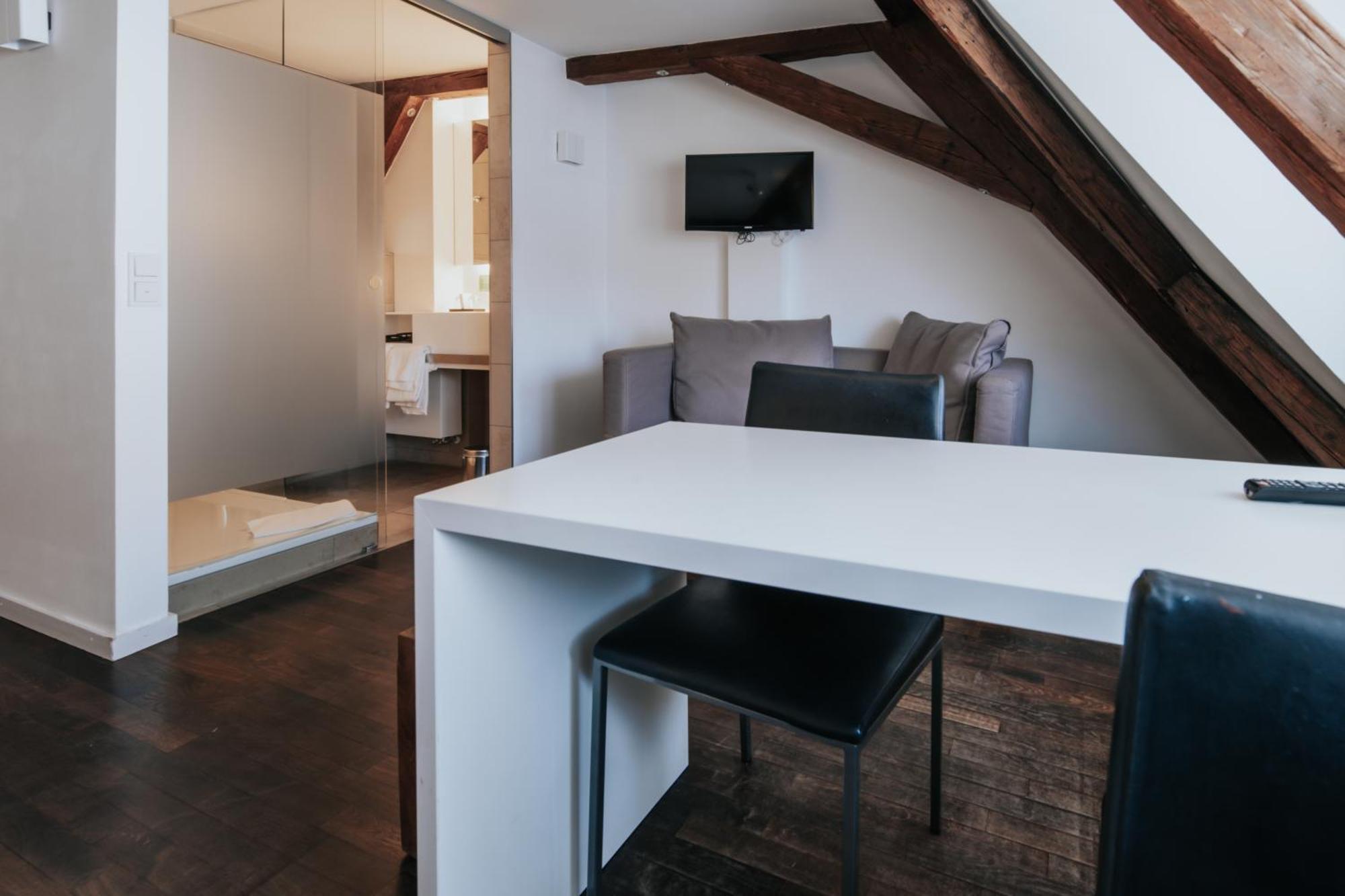 Design Hotel & Restaurant Loewen Ulm Ngoại thất bức ảnh