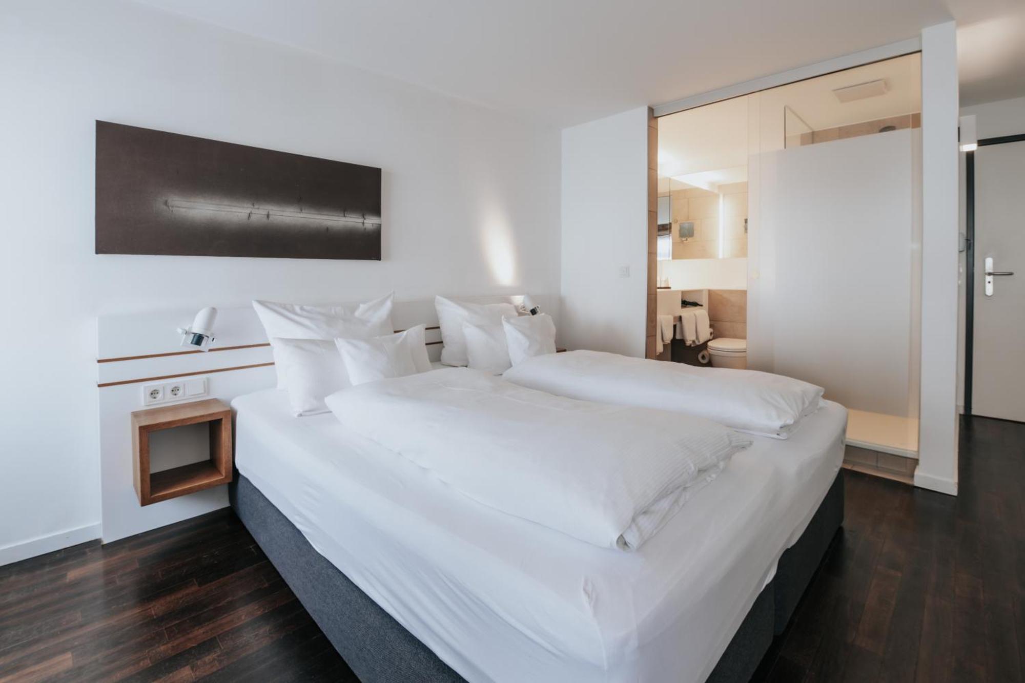 Design Hotel & Restaurant Loewen Ulm Ngoại thất bức ảnh