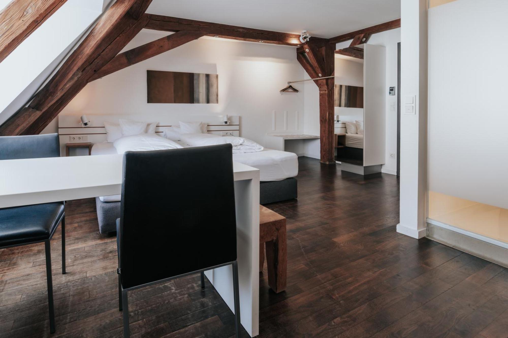 Design Hotel & Restaurant Loewen Ulm Ngoại thất bức ảnh